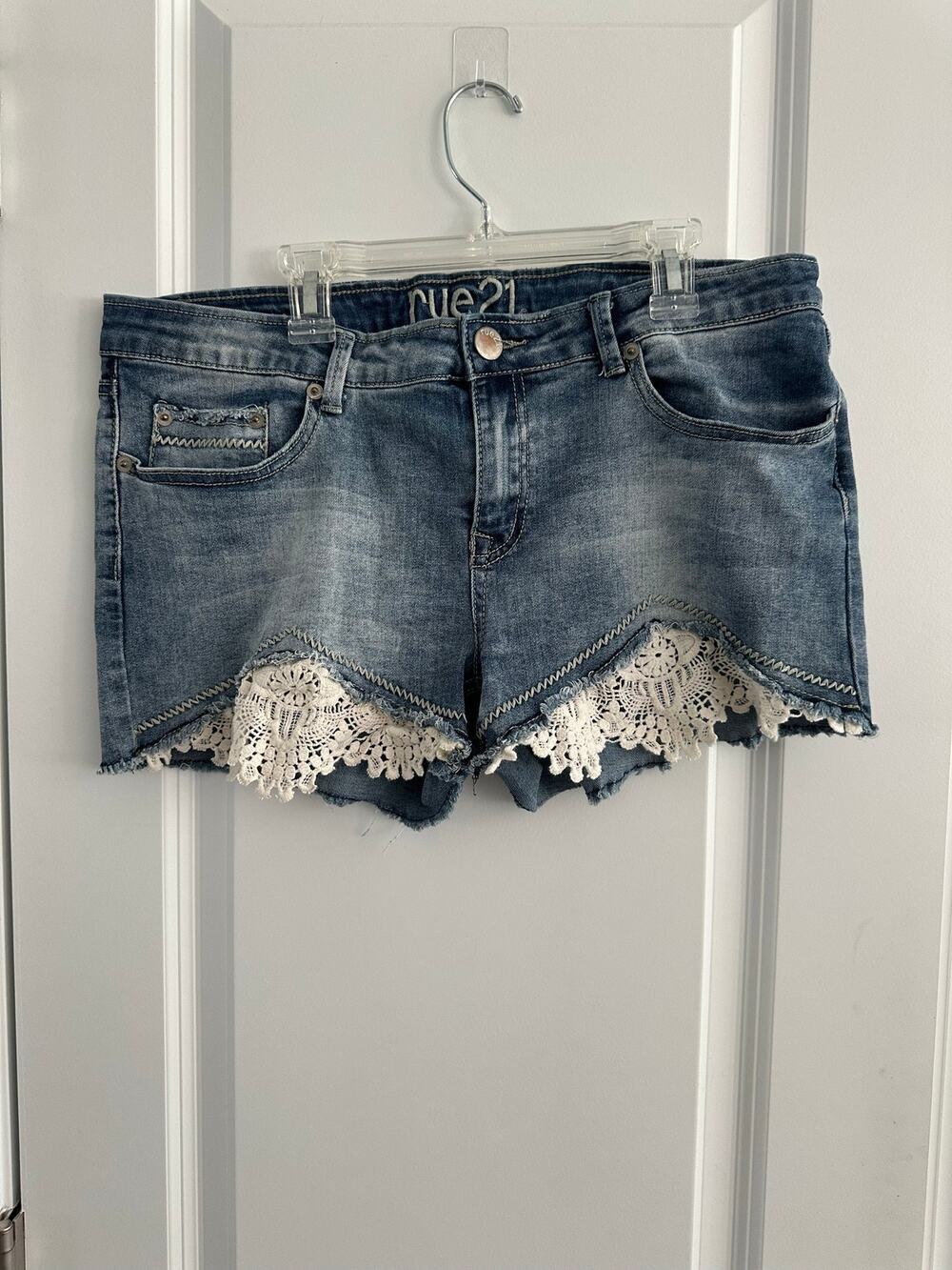 Rue21 Crochet Lace Denim Shorts Size 13/14 Distressed Boho Y2K